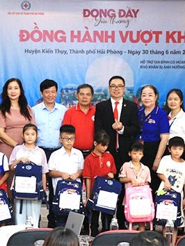 Đong đầy yêu thương