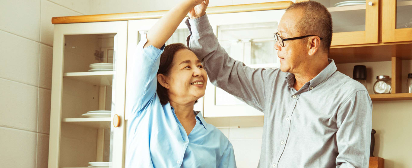 Nhờ đâu mà ông bà ta thương nhau dài lâu?