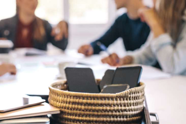 Xu hướng mới của giới trẻ: Digital Detox