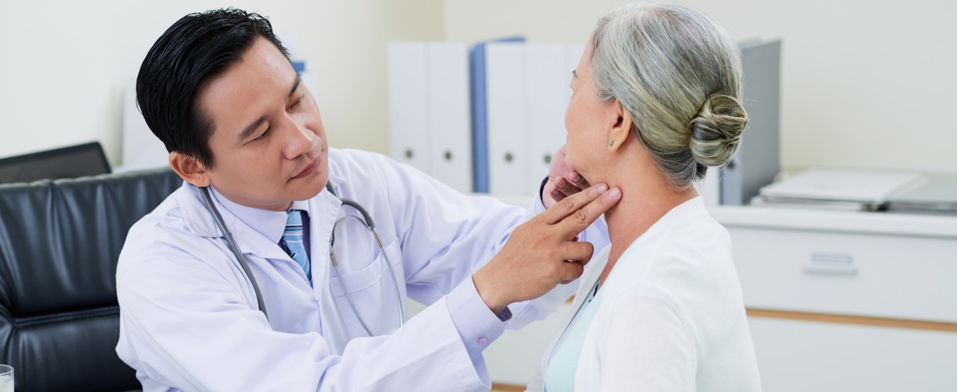 [Giải đáp] Khám chữa bệnh dịch vụ có được hưởng bảo hiểm không?