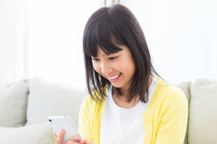 Đừng ngăn cấm, hãy hướng dẫn con dùng mạng xã hội đúng cách