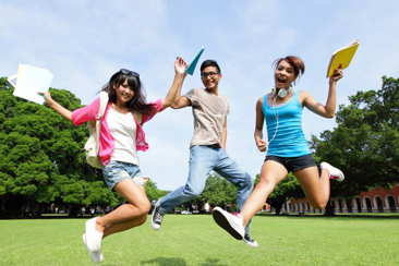 Nổi loạn tuổi dậy thì: Cha mẹ nên làm gì để thấu hiểu con?