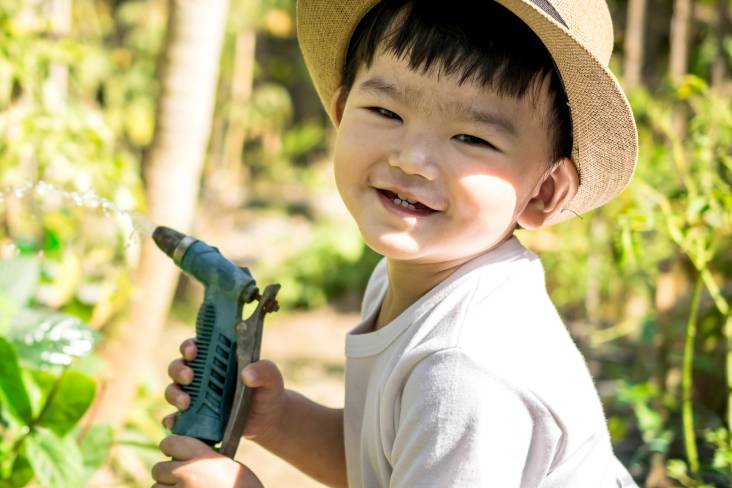 Làm cách nào để con nhận ra giá trị của lao động và tiền bạc?