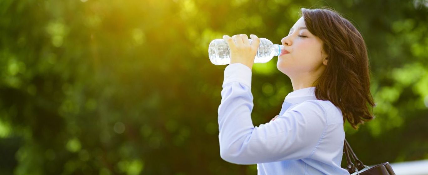 Sốc nhiệt là gì? Triệu chứng, cách phòng tránh và xử lý