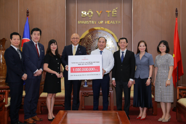 Prudential Việt Nam chung tay khắc phục hậu quả sau mưa lũ, trao gửi yêu thương đến người dân khu vực bị ảnh hưởng