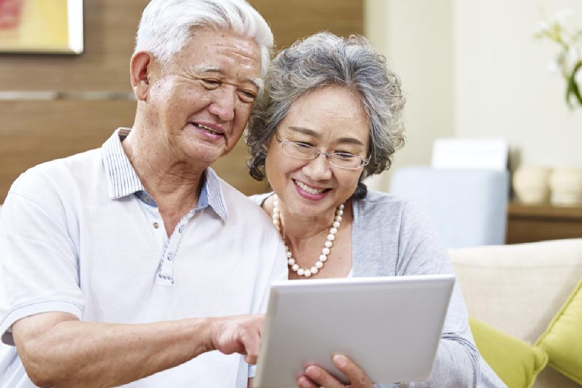 bao-hiem-cho-nguoi-gia-hieu-du-chon-dung-de-an-tam-vui-song-1200x800-3