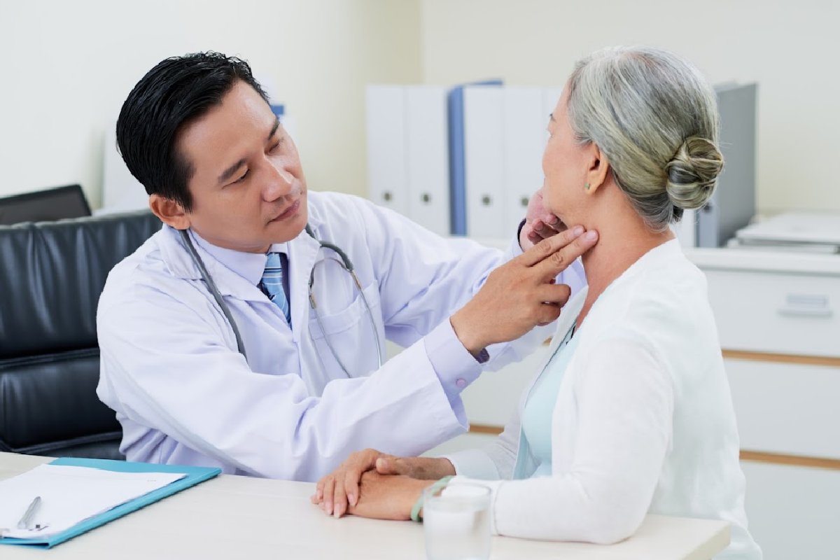 benh-ung-thu-co-duoc-huong-bao-hiem-y-te-khong-chi-tra-the-nao-1200x800-4