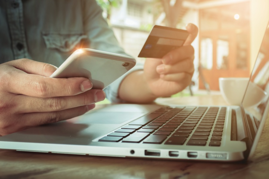 cach-thanh-toan-phi-bao-hiem-nhan-tho-bang-the-tin-dung-tien-loi-1200x800-3