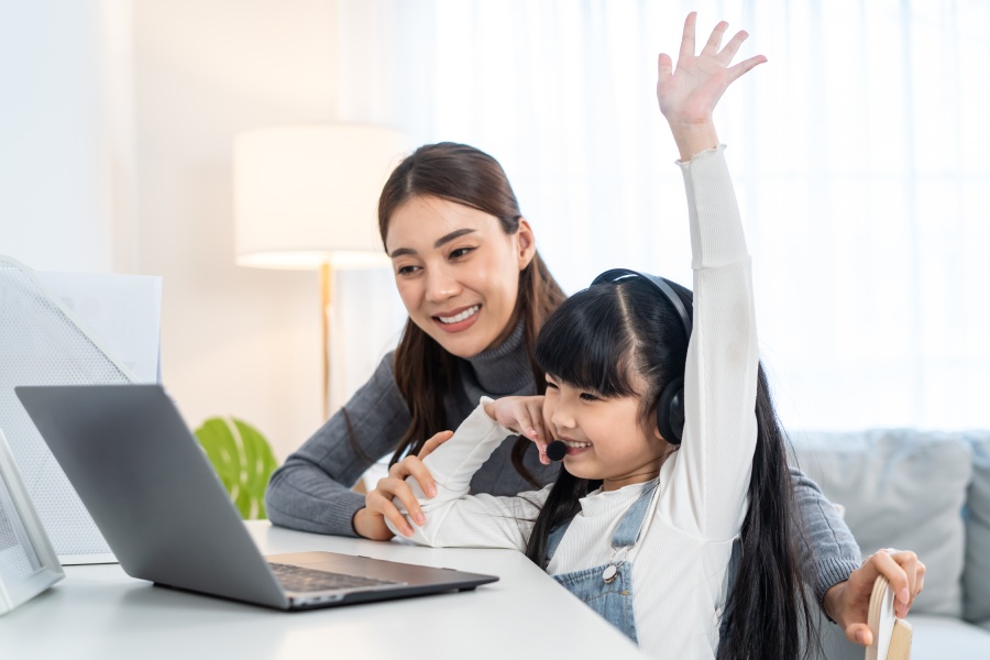 Bí quyết rèn luyện ngoại ngữ cho con ở nhà hiệu quả