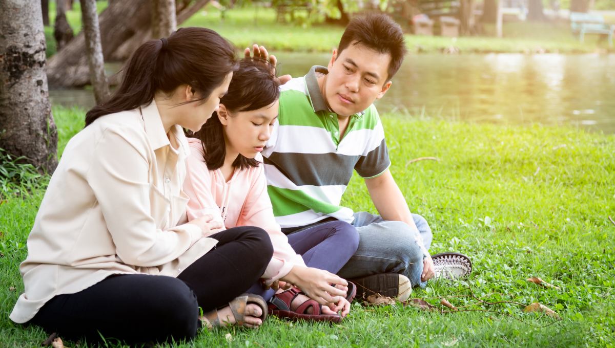 bai-viet-cung-con-vuot-qua-tram-cam-tuoi-teen-01