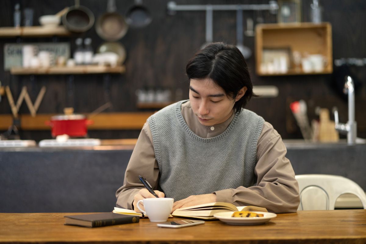 Hướng nội không phải yếu đuối – nó chỉ là cách bạn nạp lại năng lượng