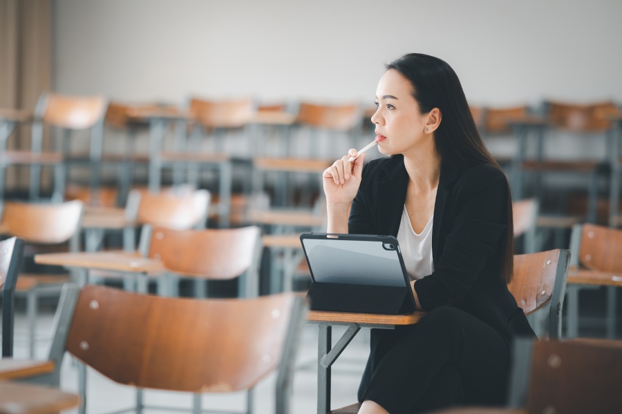 tuoi-tre-ta-song-het-minh-voi-hai-tieng-uoc-mo-1200x800-2