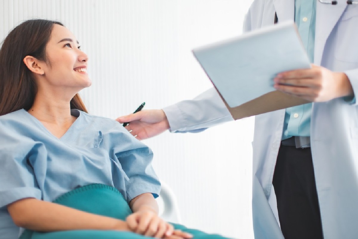 bao-hiem-benh-hiem-ngheo-la-gi-co-nen-mua-khong-va-luu-y-gi-1200x800-2