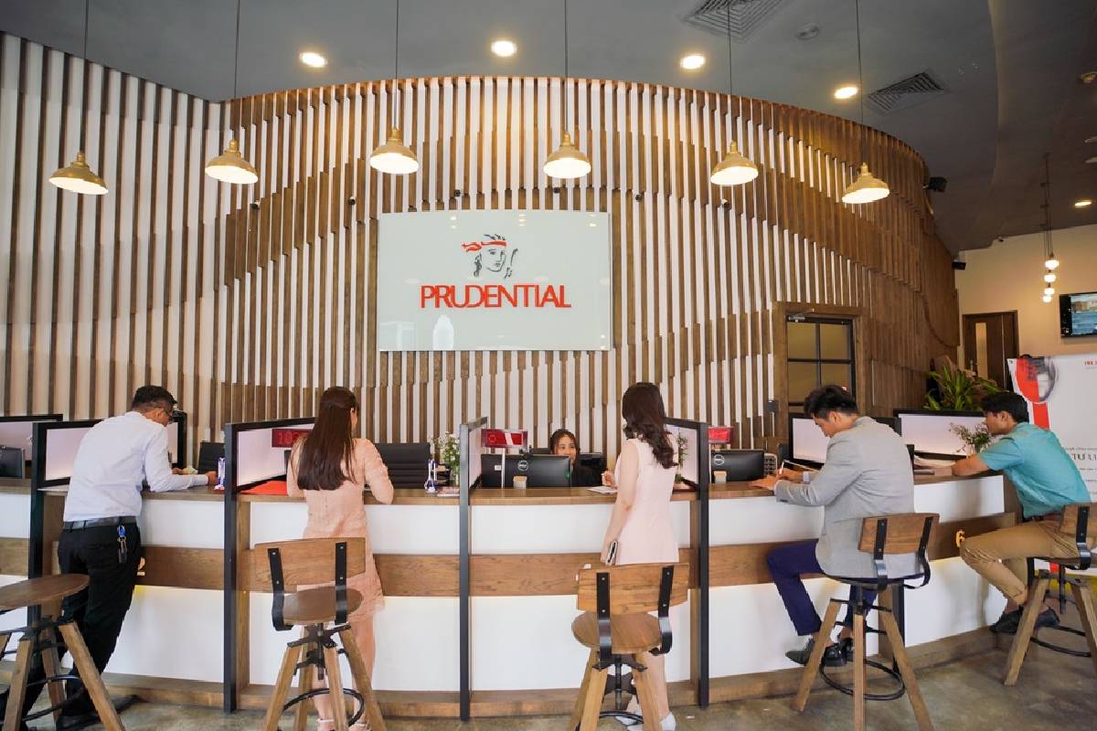 doanh-nghiep-bao-hiem-la-gi-nghia-vu-va-quyen-loi-the-nao-1200x800-8