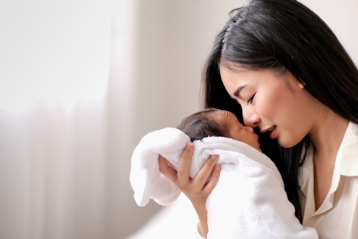 cap-nhat-moi-sinh-con-co-duoc-huong-bao-hiem-y-te-khong-1200x800-2