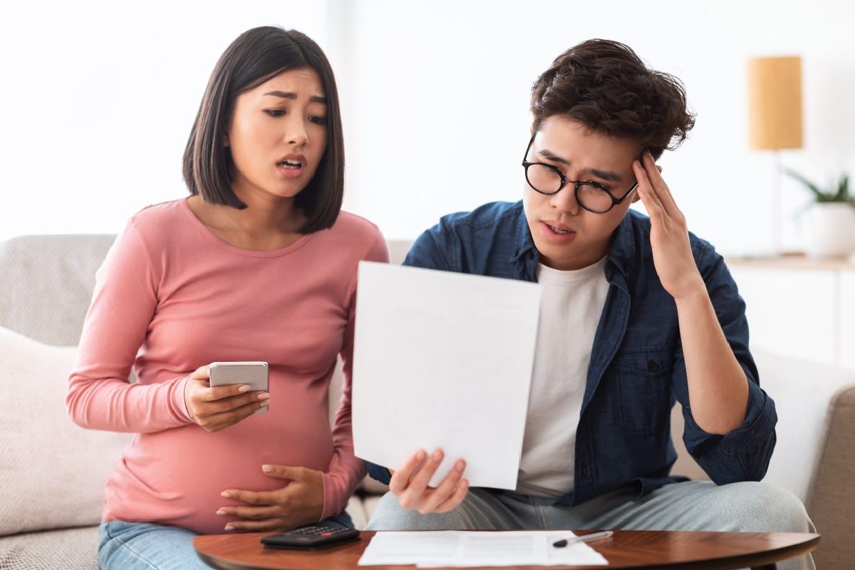 mua-goi-bao-hiem-thai-san-khi-da-co-thai-me-can-luu-y-gi-1200x800-1