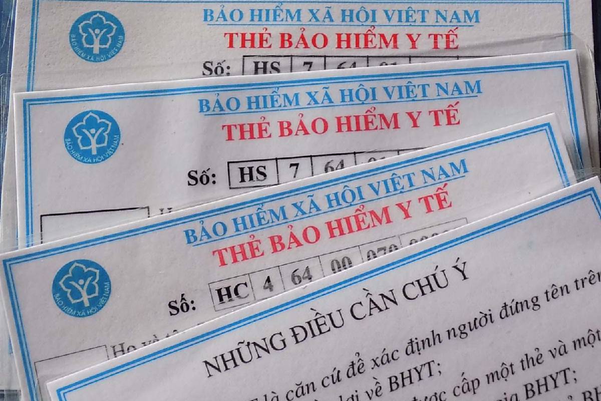 mua-bao-hiem-y-te-truoc-khi-sinh-bao-lau-moi-su-dung-duoc-1200x800-1