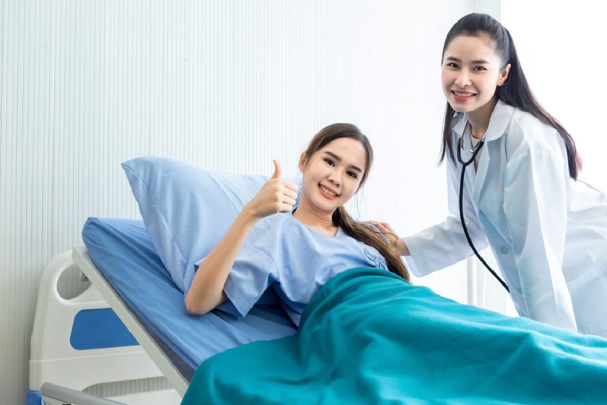 nam-vien-co-duoc-thanh-toan-bao-hiem-y-te-khong-quyen-loi-the-nao-1200x800-1