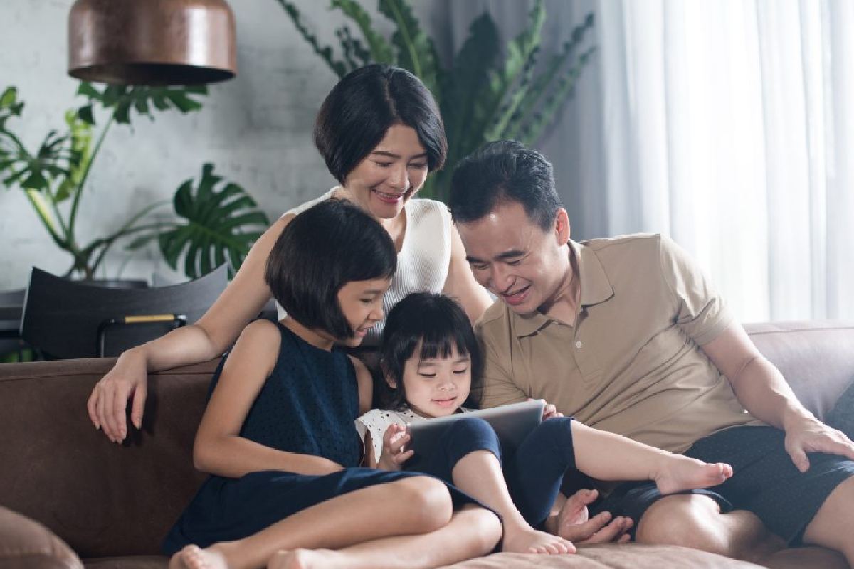 nen-tham-gia-bao-hiem-nhan-tho-truyen-thong-hay-lien-ket-dau-tu-1200x800-1