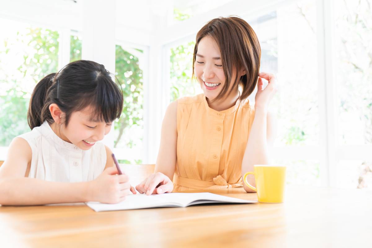 bai-hoc-tai-chinh-cho-tre-tu-bao-li-xi-ngay-tet-1200-800-2