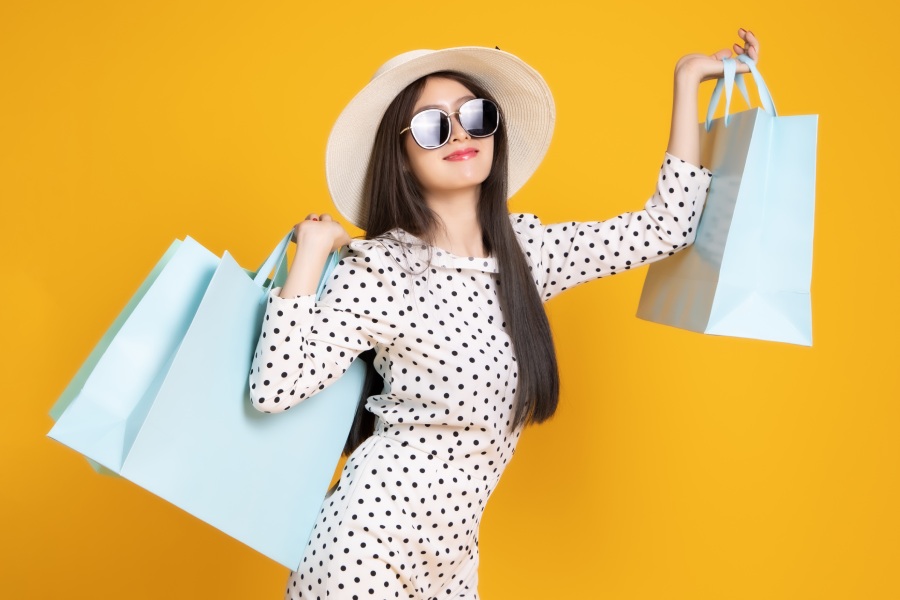 hanh-dong-mua-sam-theo-cam-xuc-cua-gioi-tre-1200x800-1