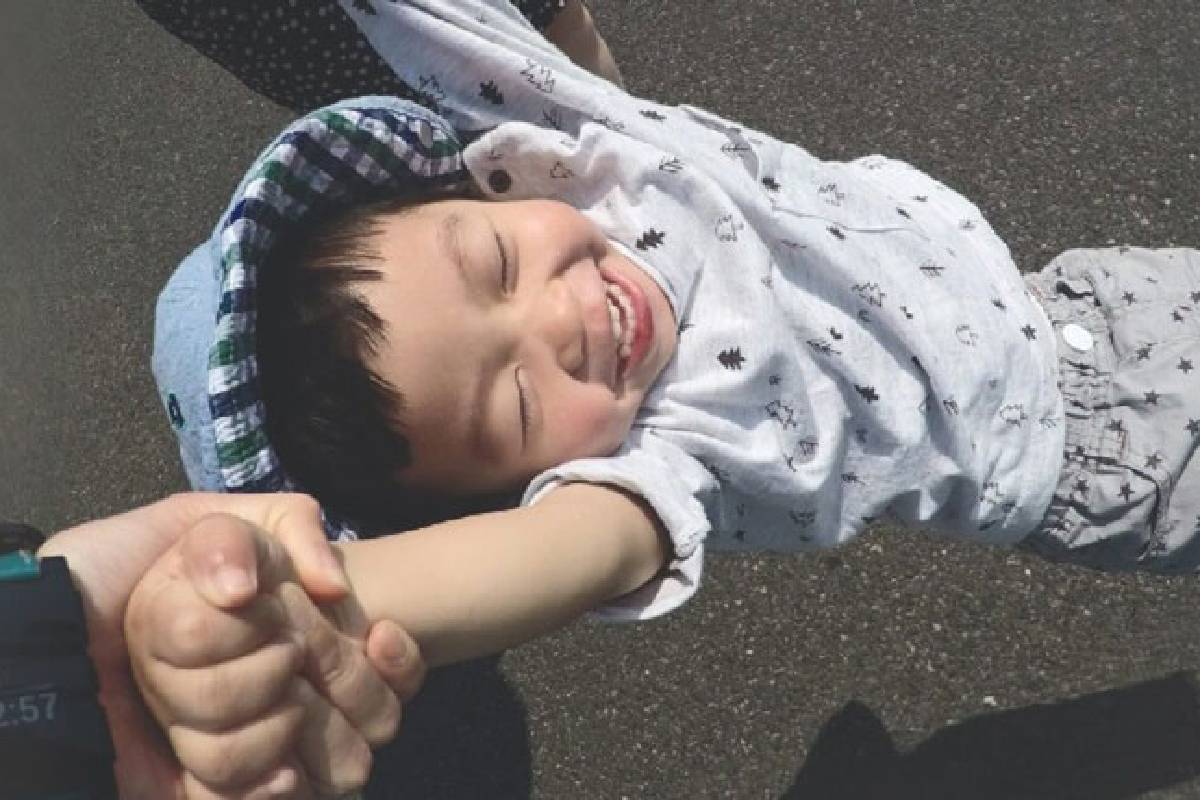 bai-viet-la-cha-me-cung-can-hoc-cach-ton-trong-con-03