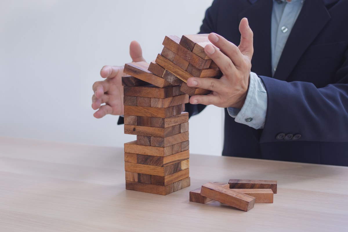 rui-ro-trong-dau-tu-la-gi-hieu-ro-de-luon-chu-dong-1200x800