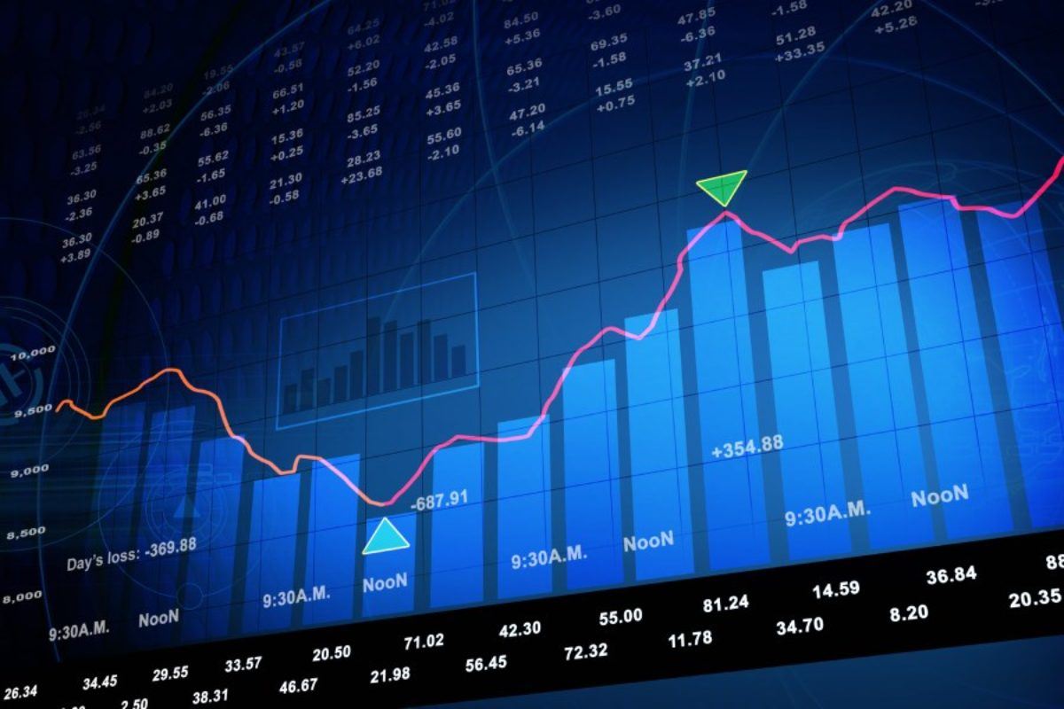 Suy thoái kinh tế nên đầu tư gì để bảo vệ và gia tăng tài sản?