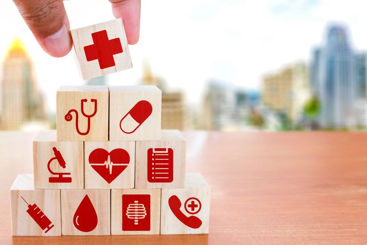 so-sanh-bao-hiem-y-te-va-bao-hiem-suc-khoe-nen-chon-loai-nao-nay-1200x800-2