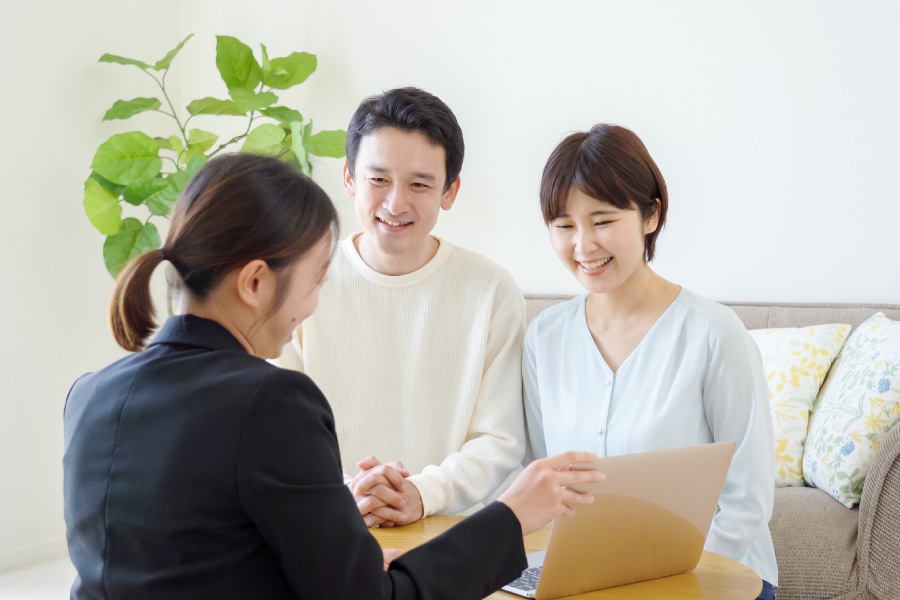 so-sanh-cac-cong-ty-bao-hiem-nhan-tho-dua-tren-cac-yeu-to-nao-1200x800-1