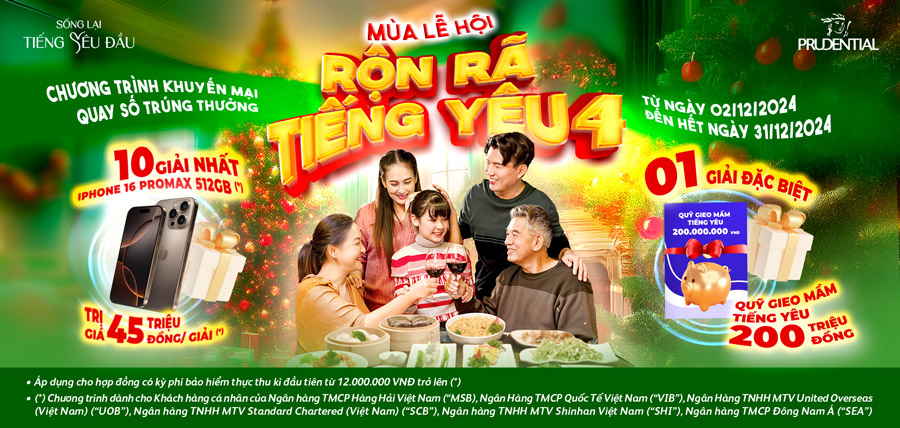 mua-le-hoi-ron-ra-tieng-yeu-900px