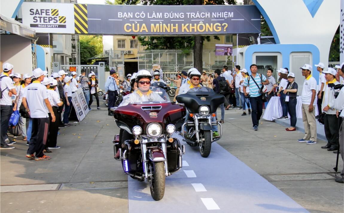 Hình ảnh lễ khởi động chiến dịch SAFE STEPS - Các Bước An Toàn Đường Bộ