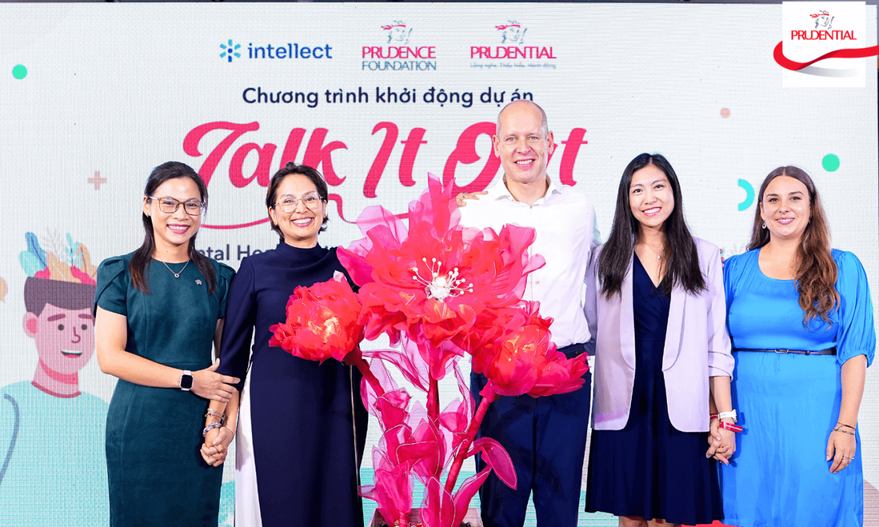 Đại diện Quỹ Prudence, Prudential, Intellect và đối tác Plan International tại Việt Nam chính thức khởi động dự án